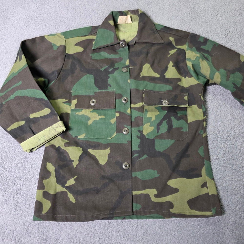 Vintage Womens 6 Camouflage Utility Shirt Woodland Camo Button Up Jacket